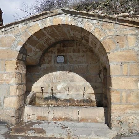 Hostal El Portalico Linares de Mora エクステリア 写真