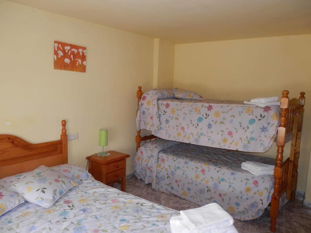 Hostal El Portalico Linares de Mora エクステリア 写真